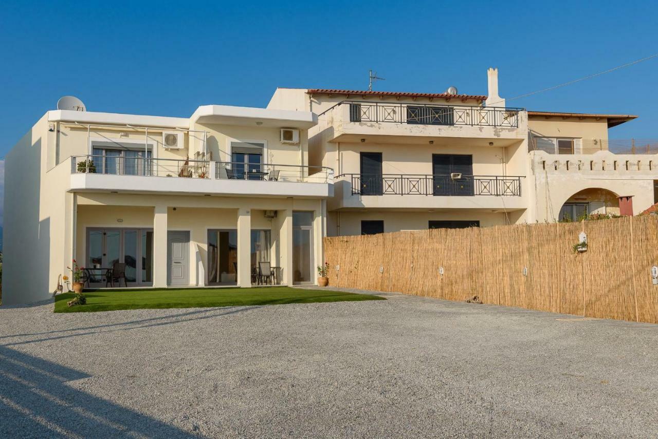 Coral Sea Apartment Kokkinos Pirgos Exterior foto